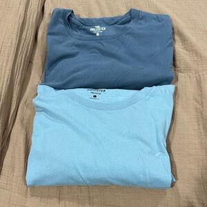 Hollister Men's Dual Blue Short Sleeve Tees